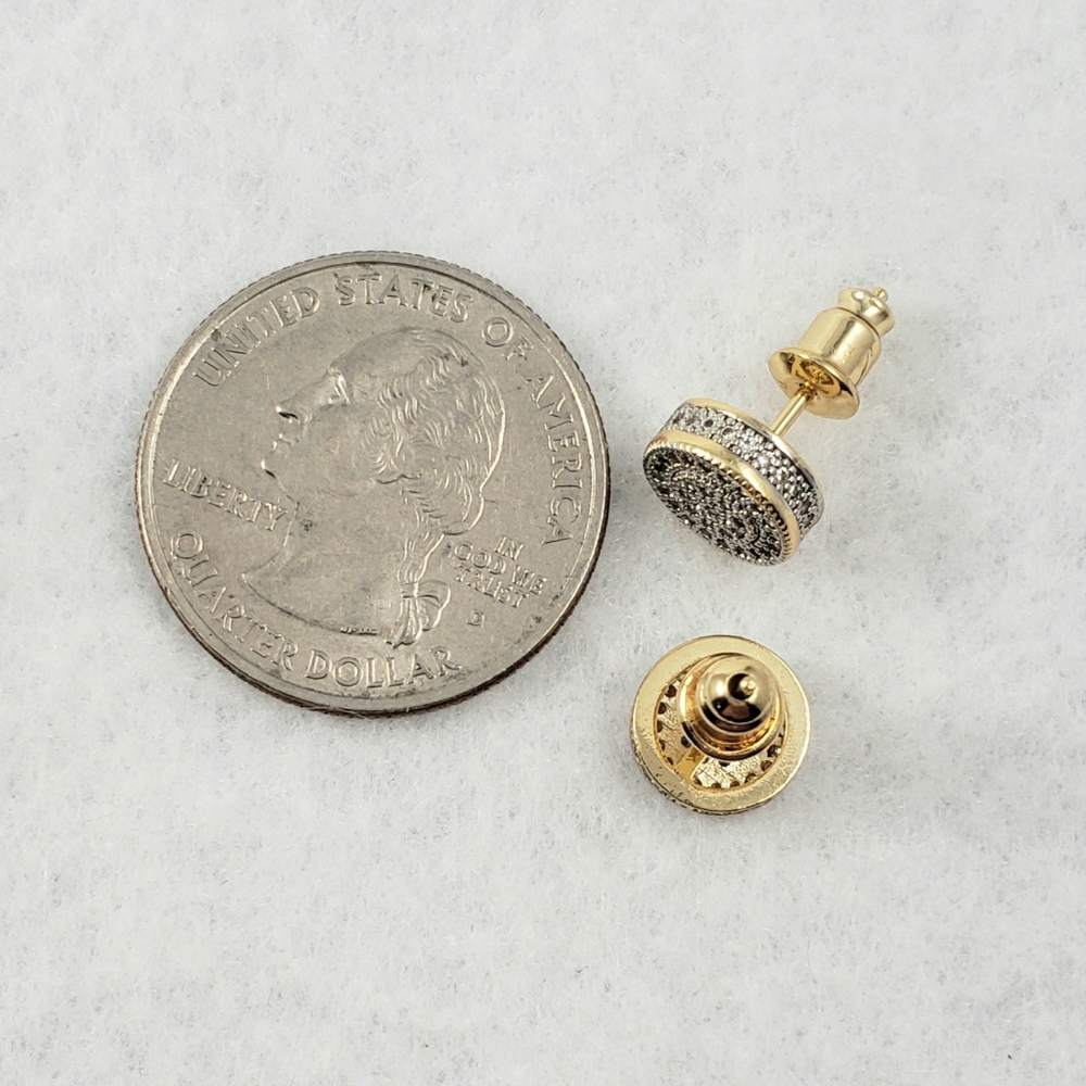 18k Pave Studs - Picture 6 of 7